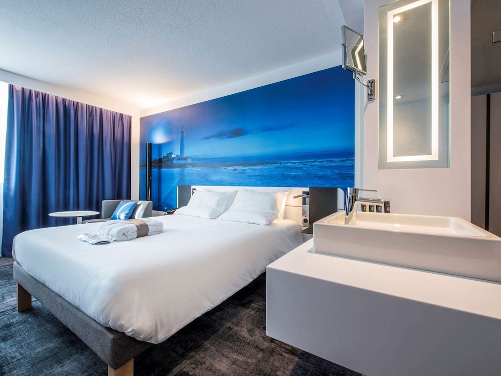 NOVOTEL RENNES ALMA 22/74