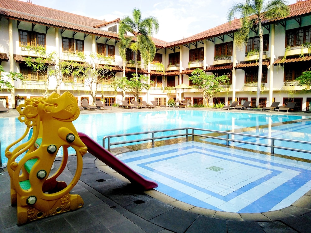 Loman Park Hotel Yogyakarta 30/50
