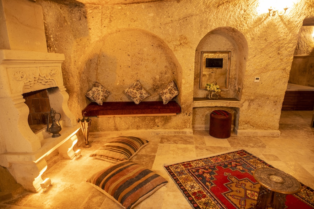 Kayata Cave Suites 13/50