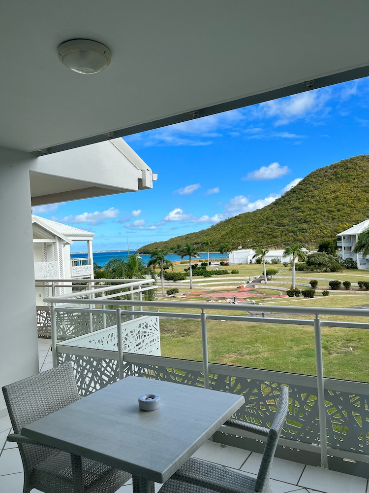 Anse Marcel Beach Resort 34/50