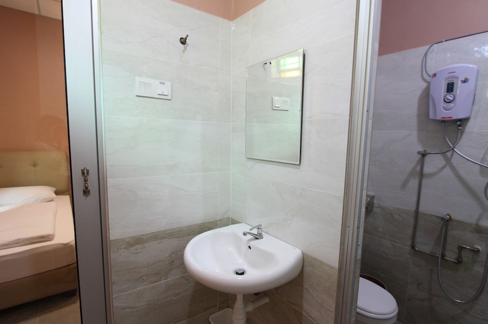 Shamrock Guest House Ii 25/31