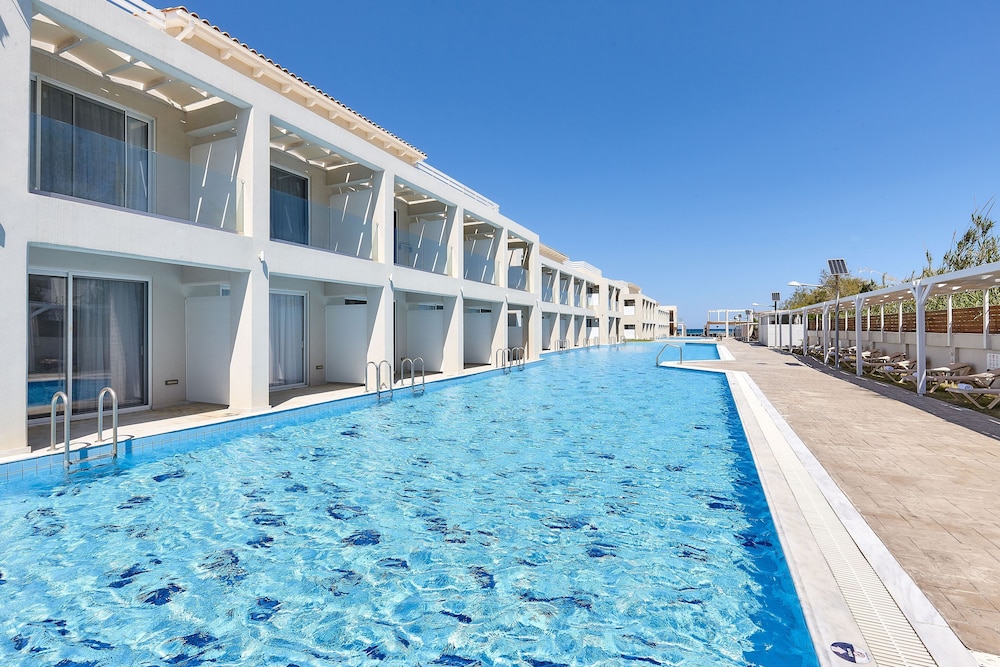 ST. CONSTANTIN SEA HOTEL AND SPA RESORT 29/50