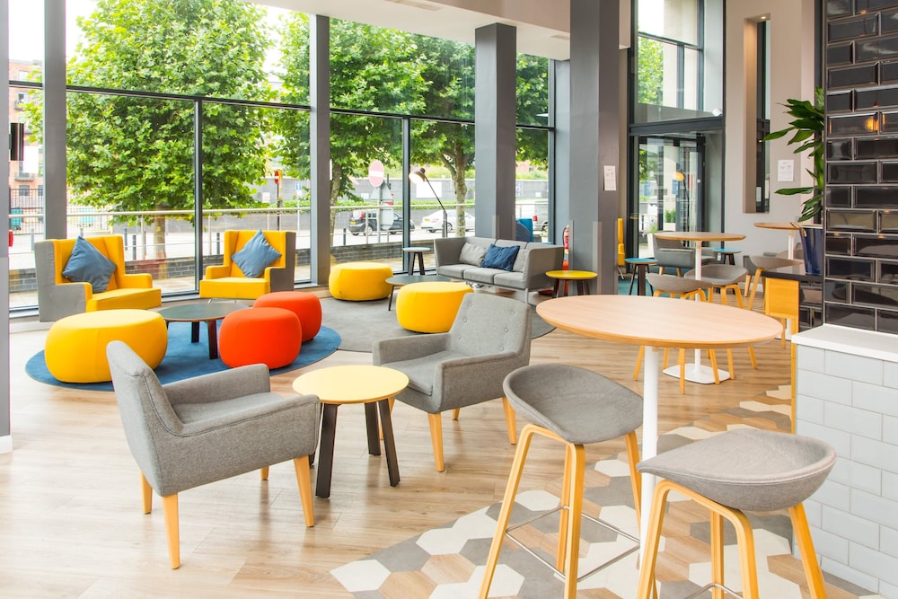 Holiday Inn Express Leeds City Centre Armouries 46/60
