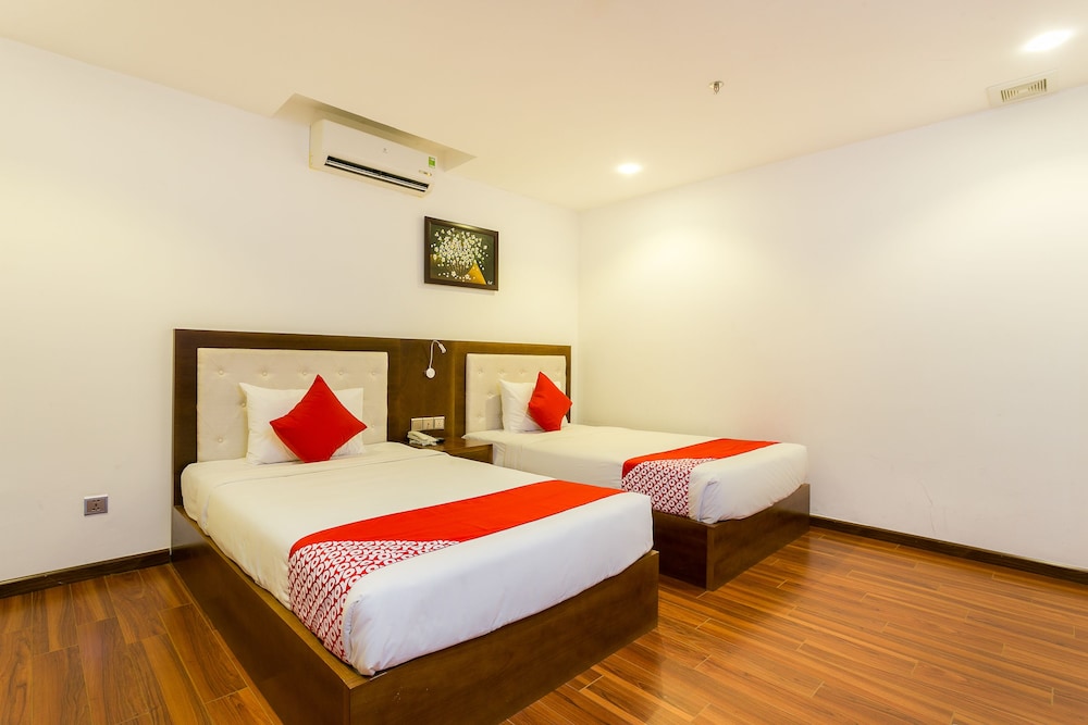 Centre Hotel 33/61