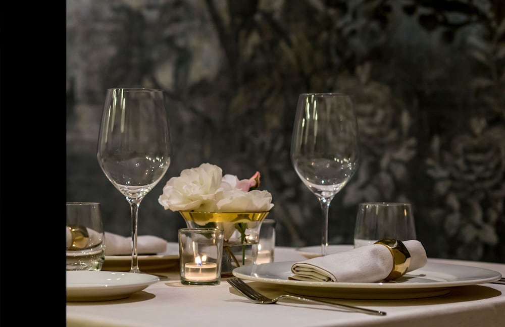 Tale Restaurant & Suite 39/75