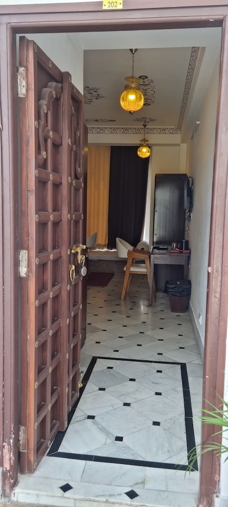 Hotel Darbargarh Udaipur 36/50