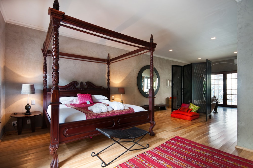 Singa Town Lodge 13/58