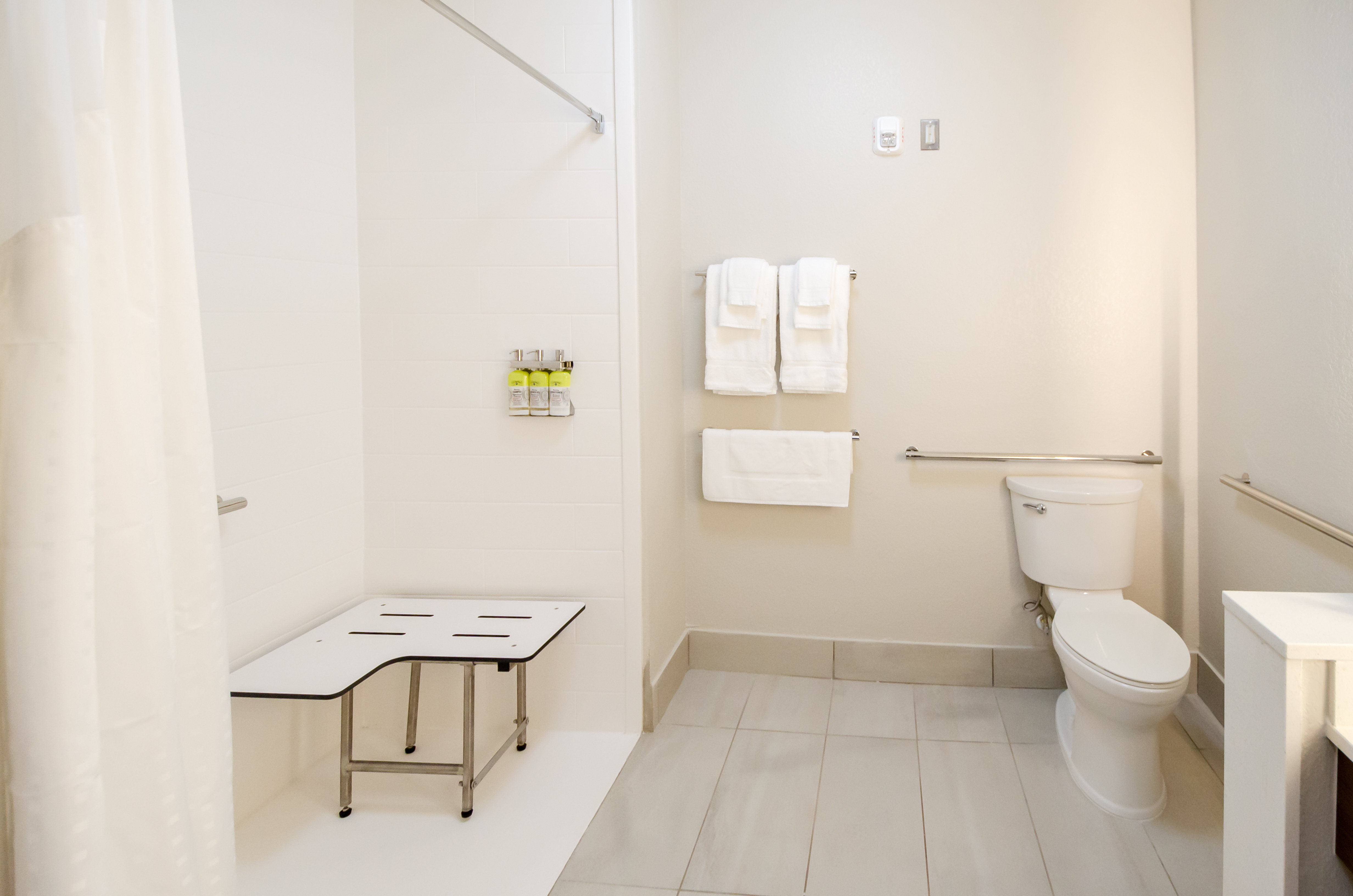 Holiday Inn Express and Suites Taylor 52/52