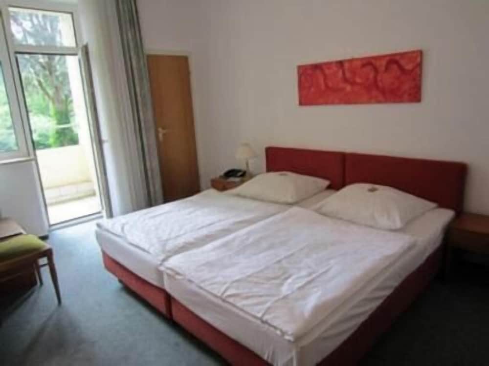 Hotel Gildenhof - An den Westfalenhallen Dortmund 12/45