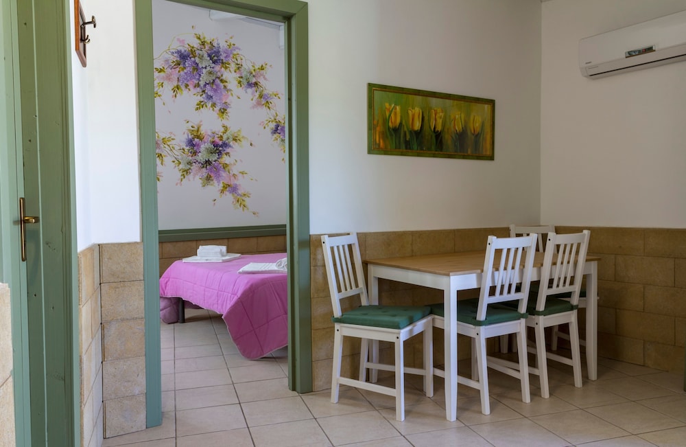 Villa Felicia 75/89