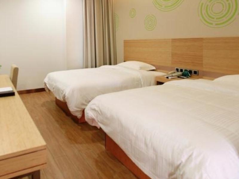 GreenTree Inn Anqing Duxiu Avenue Greenland Metropolis Express Hotel 20/30