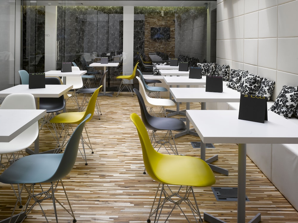 Moods Boutique Hotel 34/41