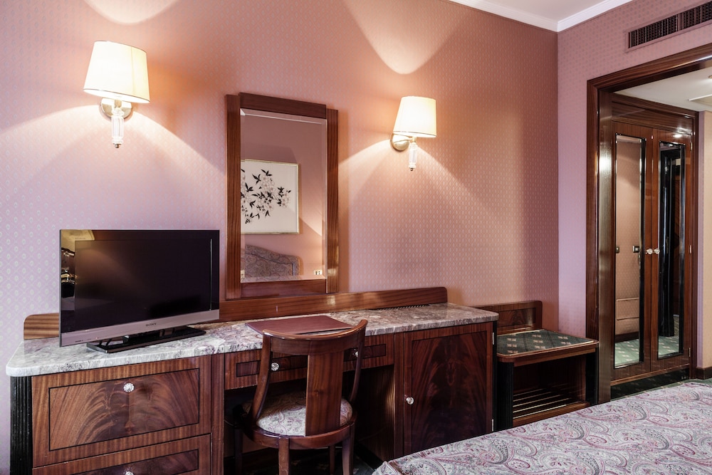 Doria Grand Hotel 39/65