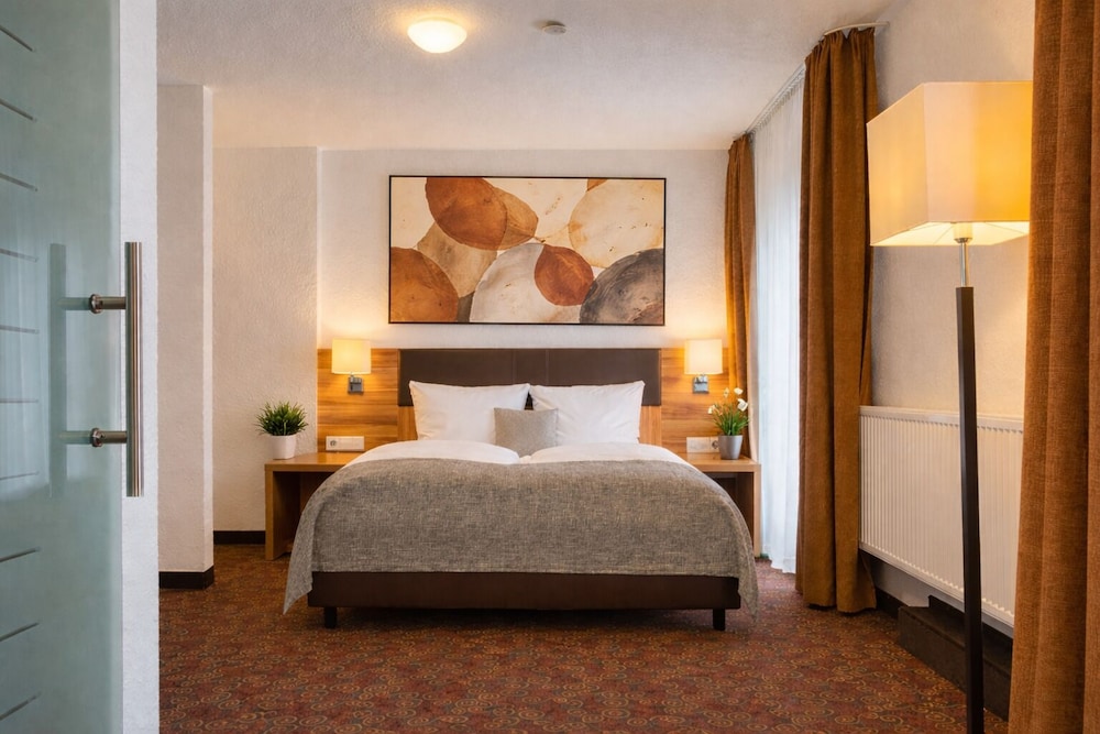 Centro Hotel Sautter 20/63