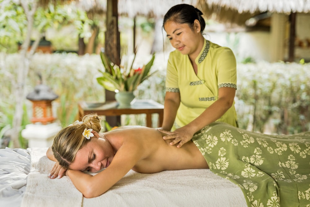 Alam Anda Ocean Front Resort And Spa 2/50