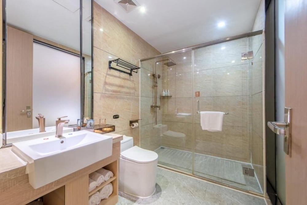 Trendy Romantic Hotel International Guangzhou Baoneng Performing Arts Center Science City 46/50