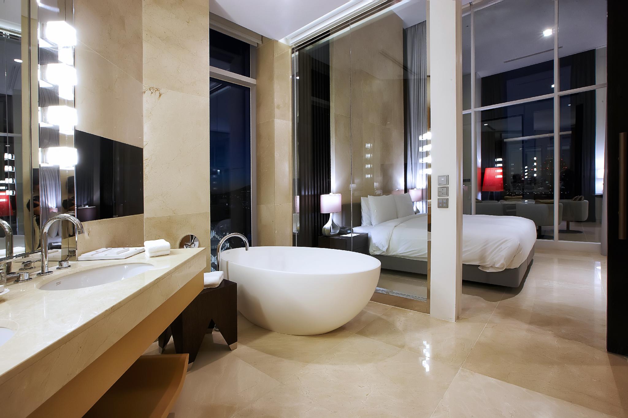 Penthouse Suite