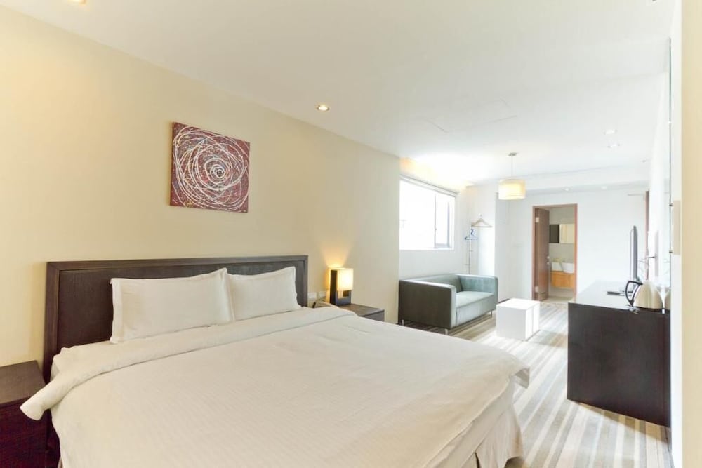 Haifu Hotel And Suites 14/65