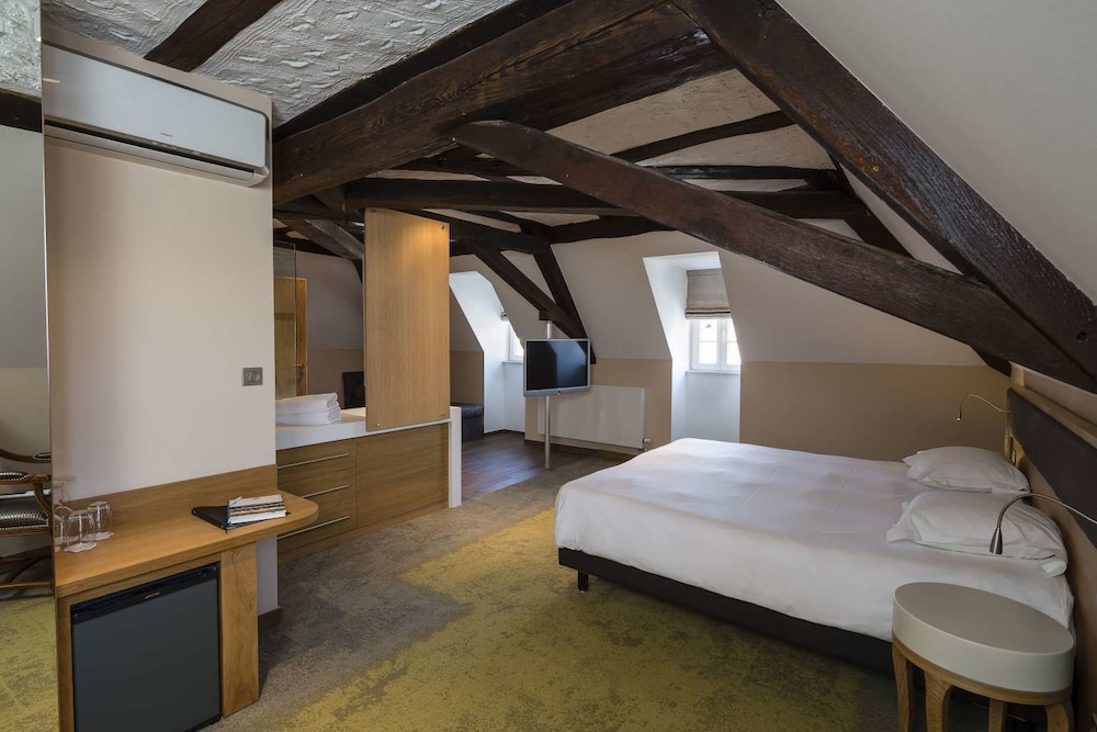 Hotel Restaurant SPA Cheval Blanc Lembach 11/34