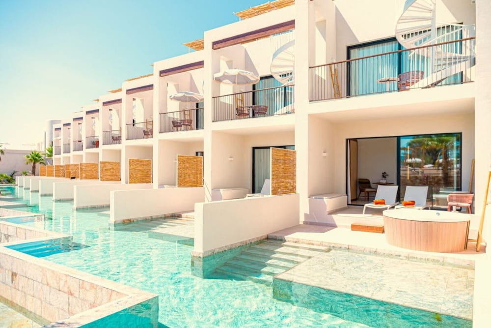 The Signature Level at TRS Ibiza Hotel 4/60