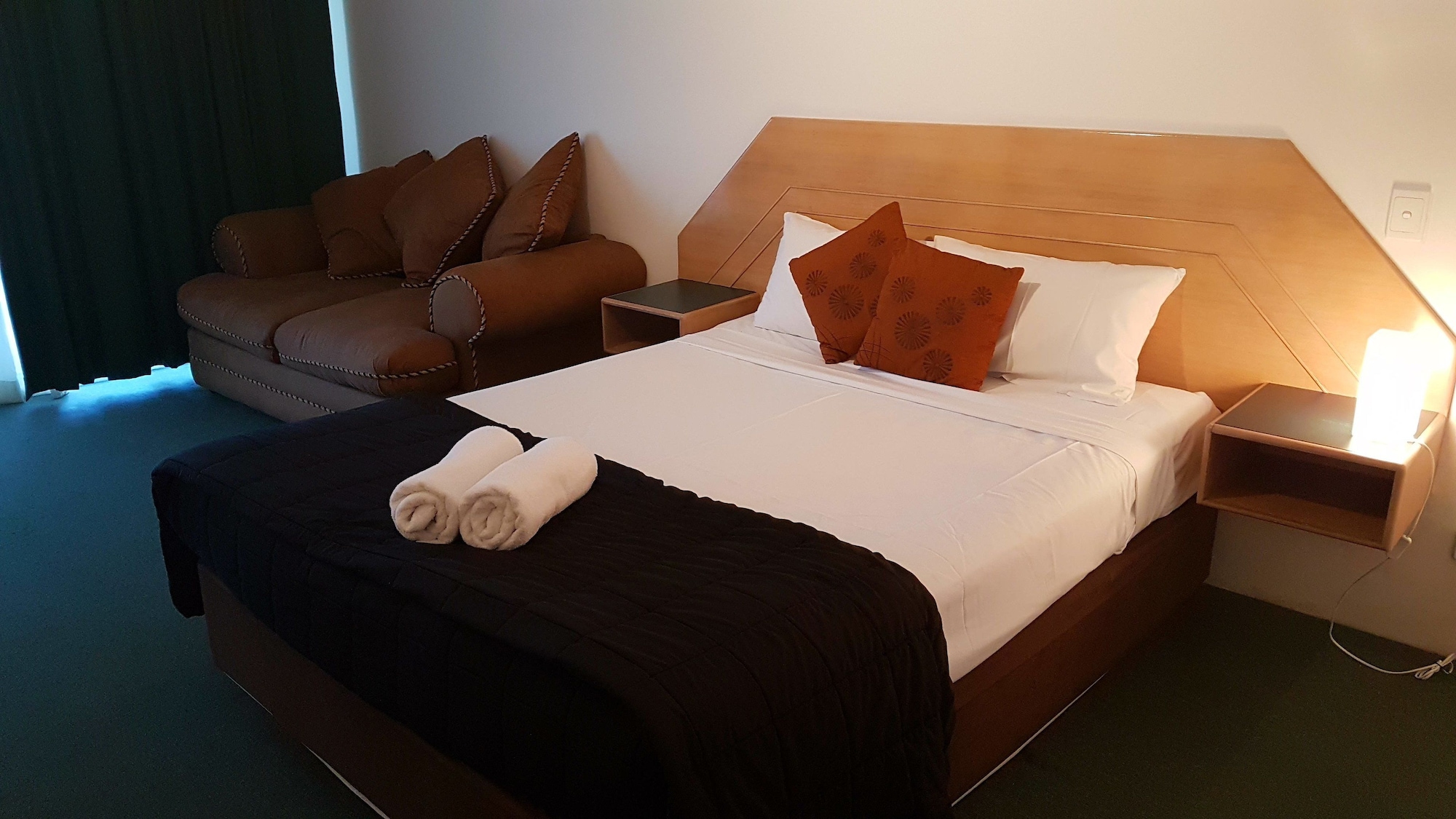 غرفة بسرير مزدوج، Outrigger Resort 7/10