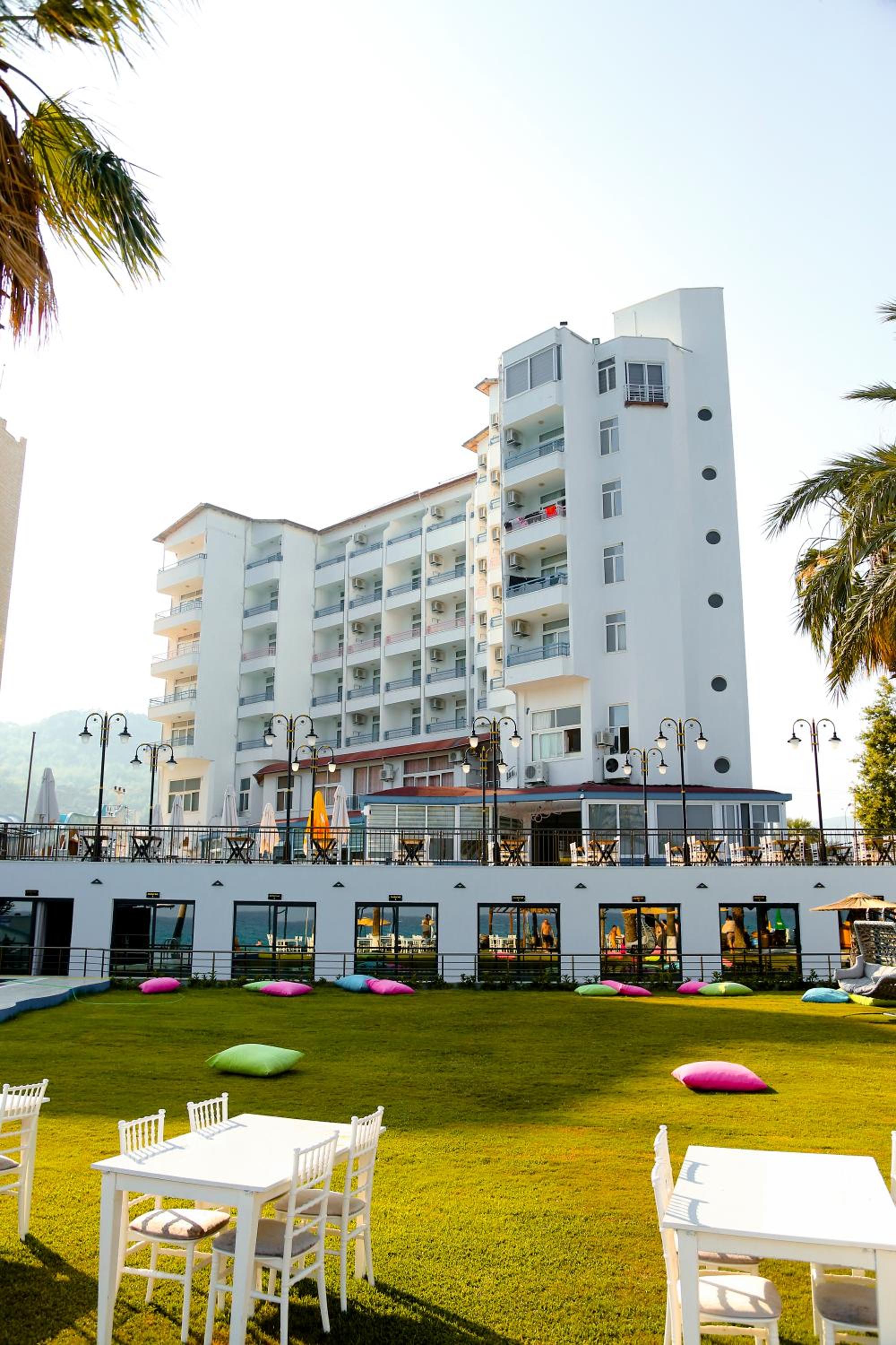 Nagidos Hotel 1/16