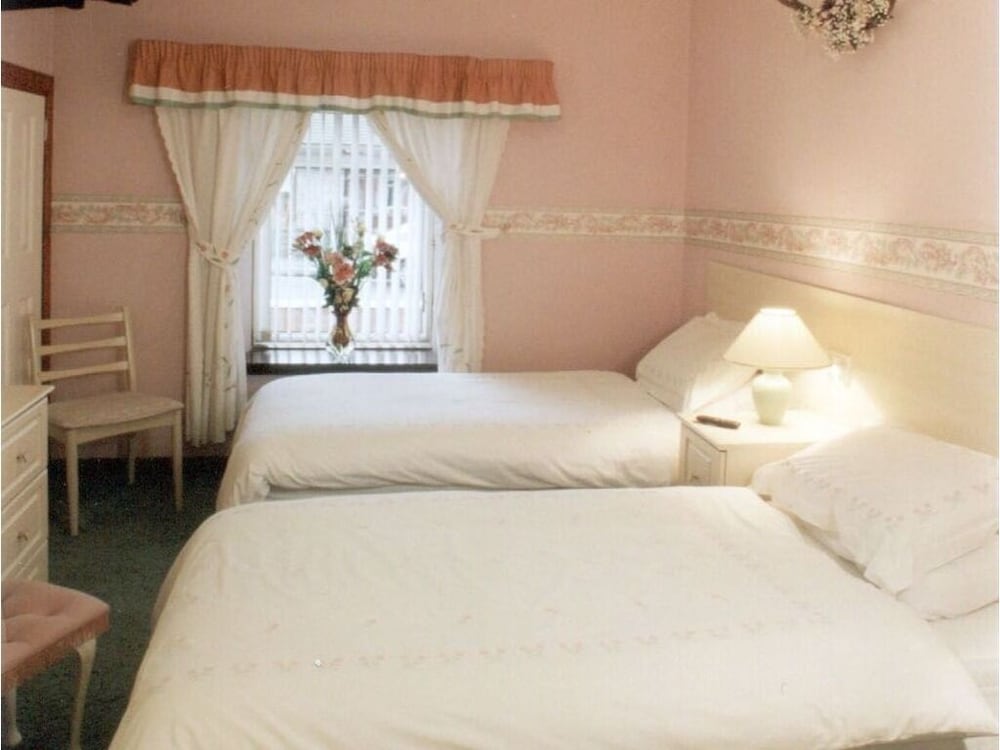 Shawlee Cottage - B&B 12/38