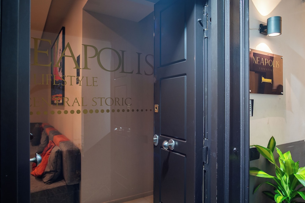 Neapolis Lifestyle 4/59