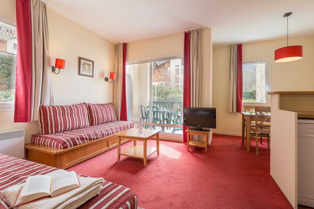 Pierre Vacances Residence Les Rives de L Apos Aure 26/49