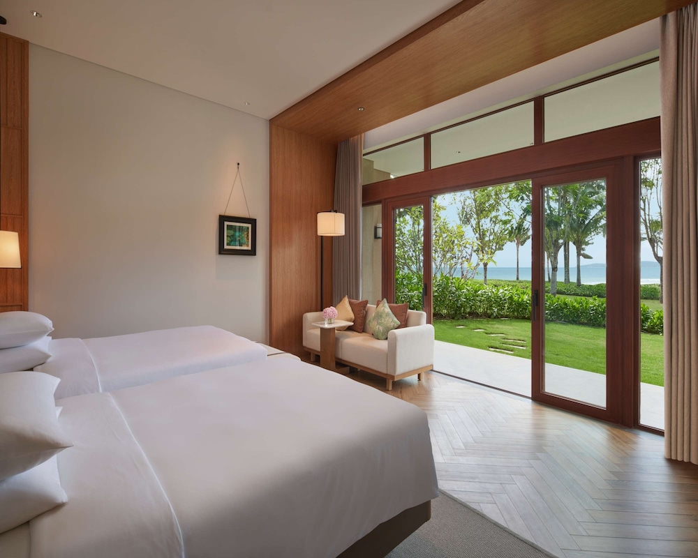 Grand Hyatt Shenzhou Peninsula 6/50