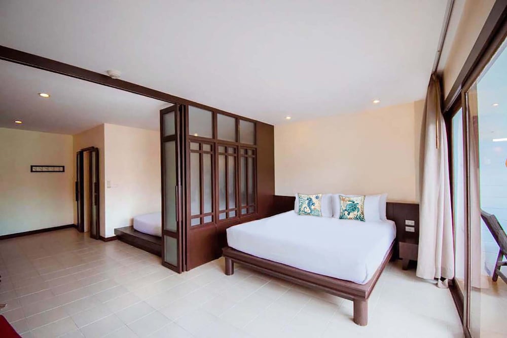 Occidental Bangtao Beach Resort 16/60