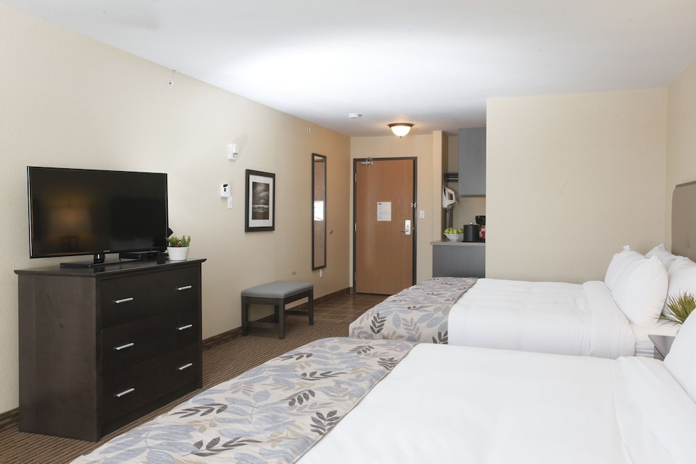 Pomeroy Inn Suites At Olds 22/59