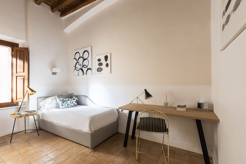 Margana Palace 17/50