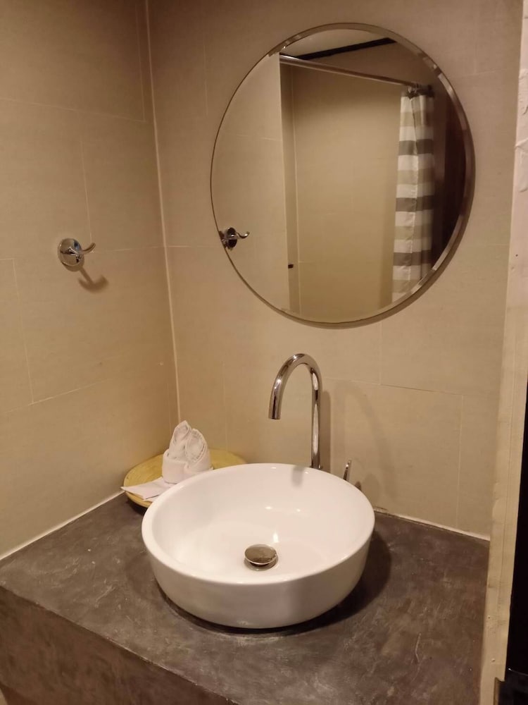 Let S Hyde Resort And Villa Pattaya 68/69