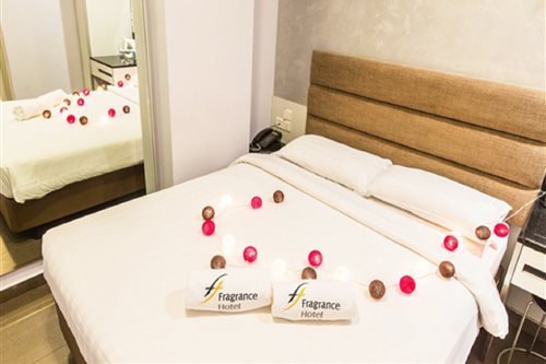 Room, Double or Twin Bed, No Window