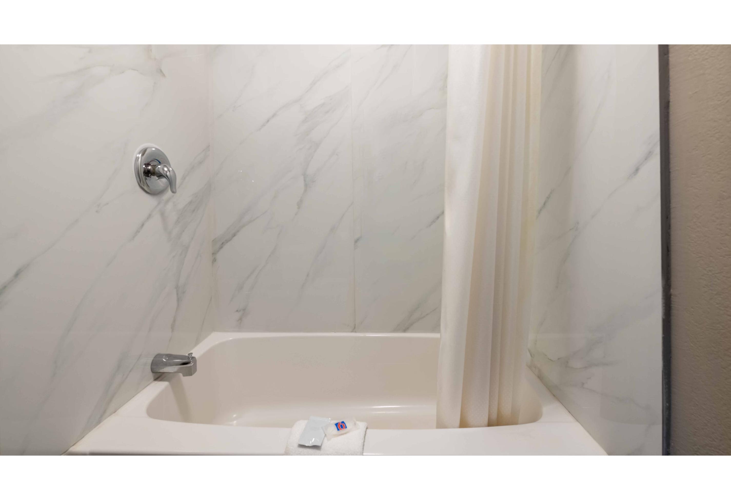 غرفة بسرير كينج، Motel6 Charlotte, NC - Coliseum 5/5
