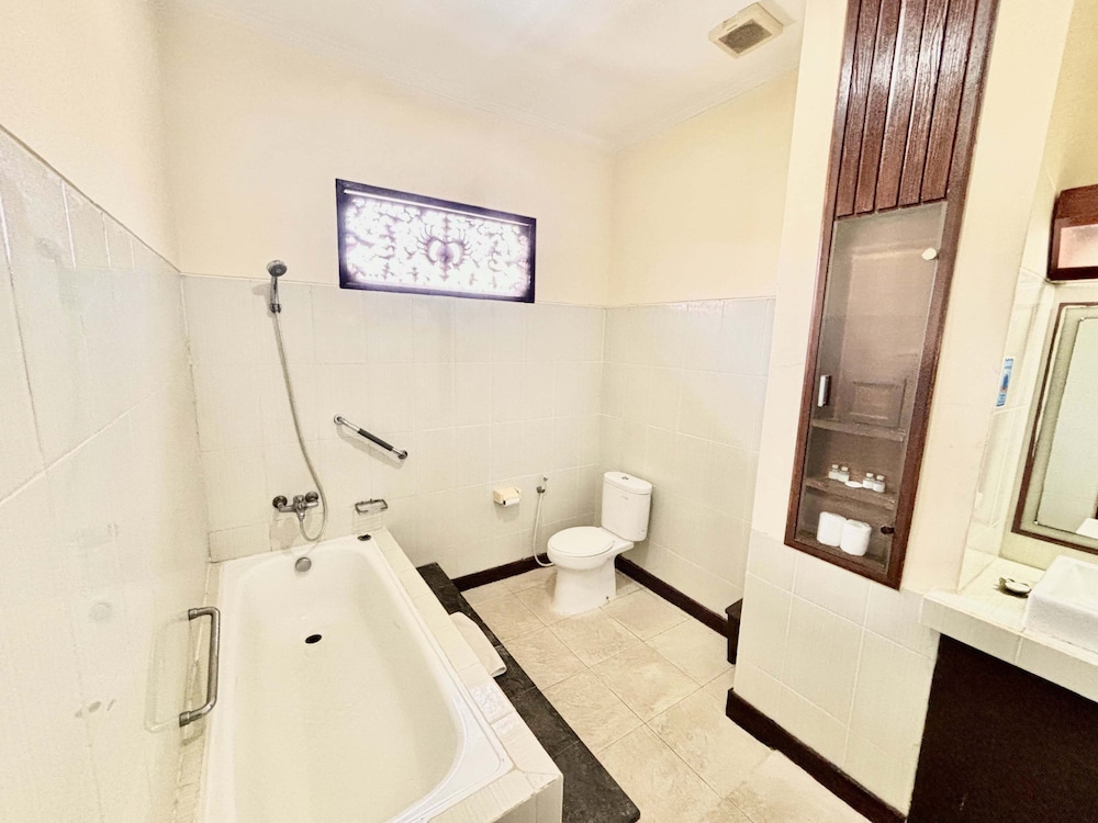 Hotel Segara Agung 44/48