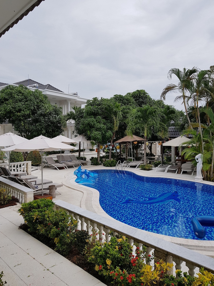 Godiva Phu Quoc Hotel 65/71