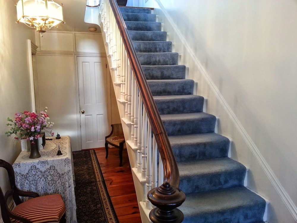 Chetwynd House Inn 17/21