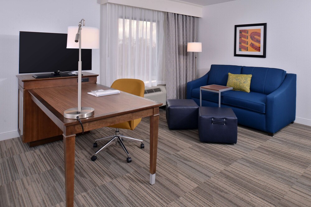Hampton Inn Suites Ann Arbor West 40/47