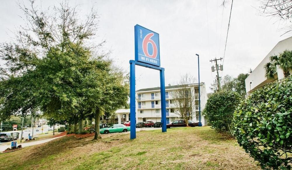 Loyalty Inn Tallahassee 35/48