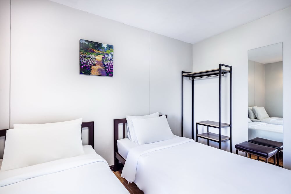Livotel Express Hotel Bang Kruai Nonthaburi 12/20