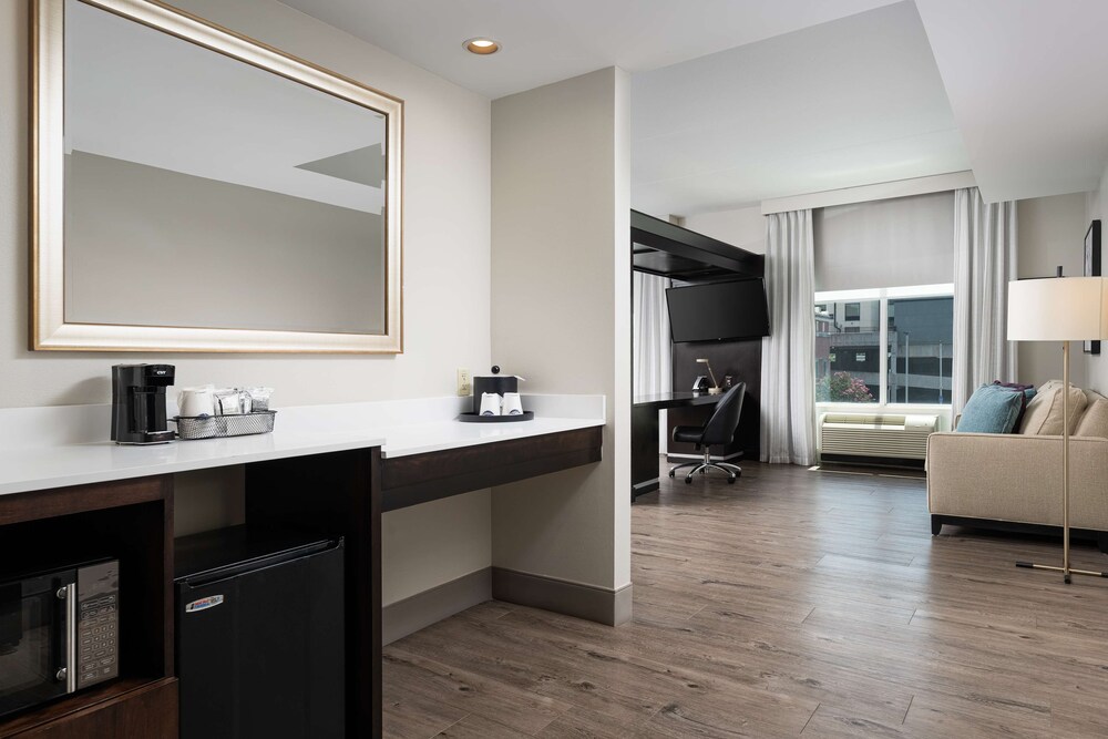 Hampton Inn & Suites Chattanooga Downtown 15/66
