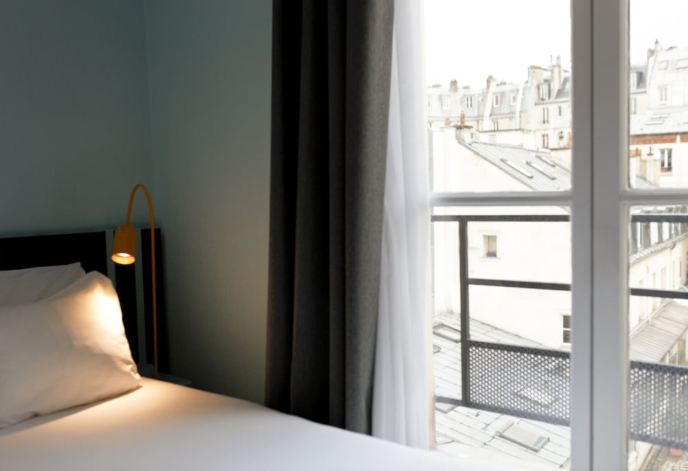 Hotel Daval 11/47