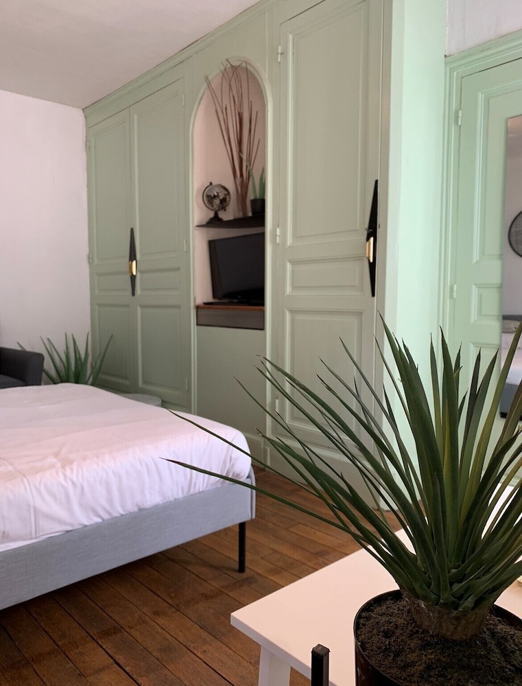 HOTEL LE THUROT 20/50
