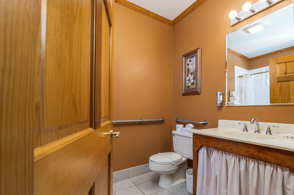 House, King Bed، Highland Lake Inn & Resort 8/9