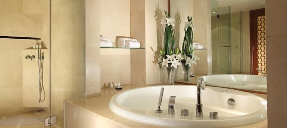 Beijing Minzu Hotel 36/36