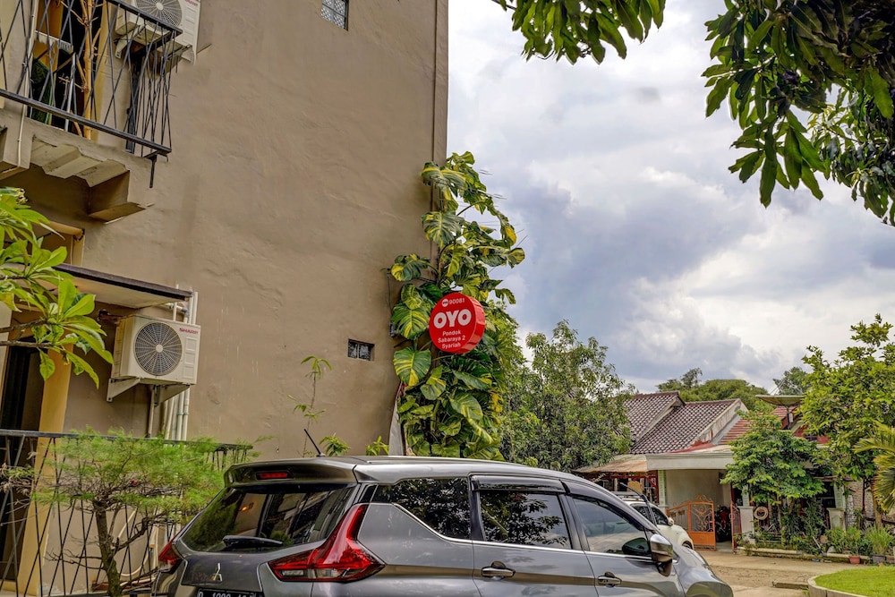 Hotel OYO Capital O 90081 Pondok Sabaraya 2 Syariah 13/18