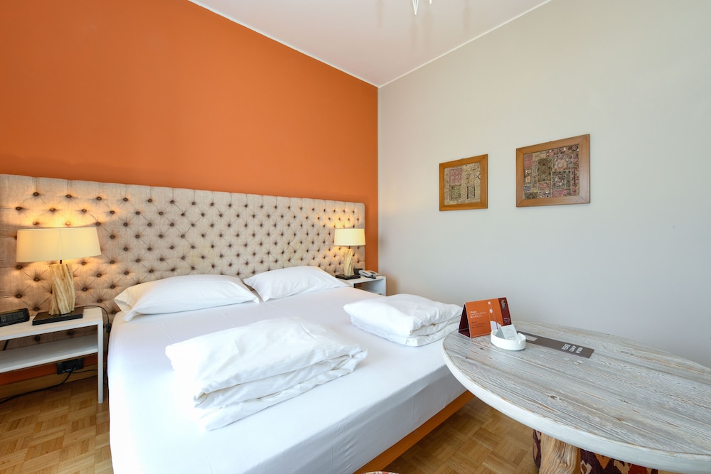 ROOM, DOUBLE BED, WITH VIEW, HOT TUB