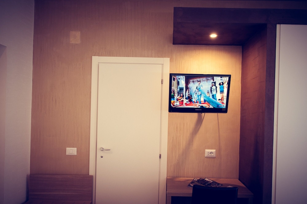 Hotel Fini 27/77